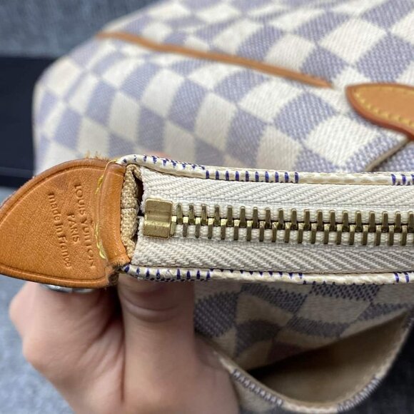 100% Authentic Louis Vuitton Totally White Damier Azur Canvas Tote Bag - Picture 11 of 16